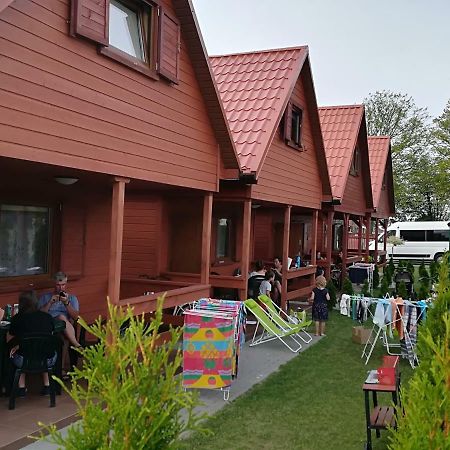 Domki Letniskowe Holiday Ustronie Morskie Exterior photo